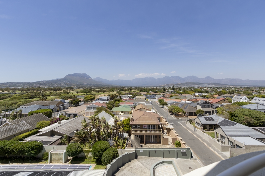 3 Bedroom Property for Sale in Strand North Western Cape